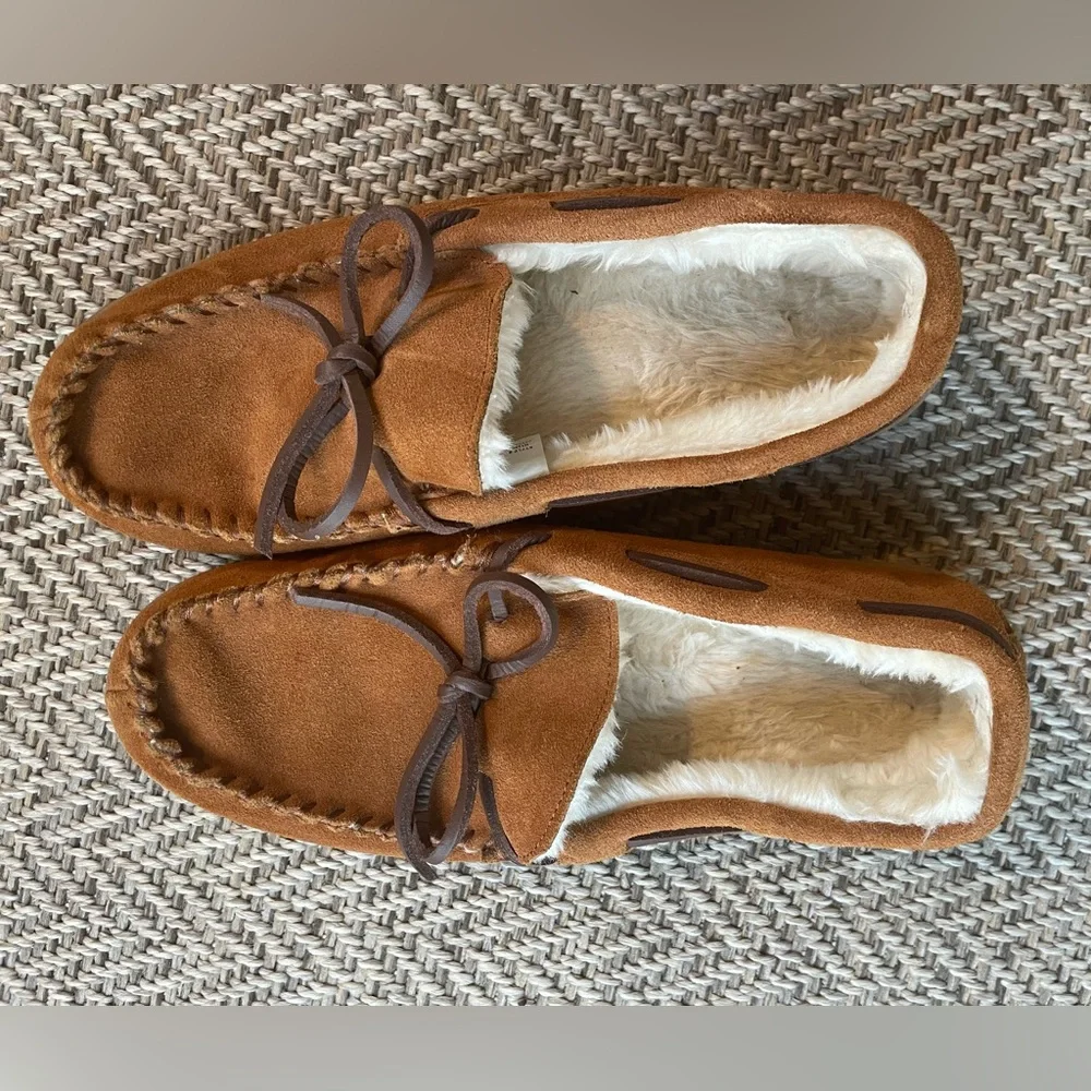 J.Crew men’s siz 9 suede classic slippers
